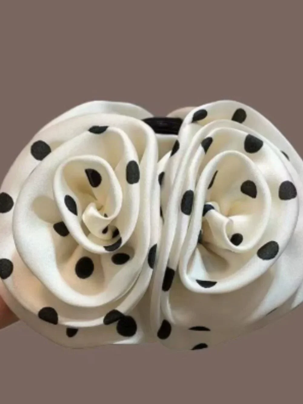 Women's hair clip